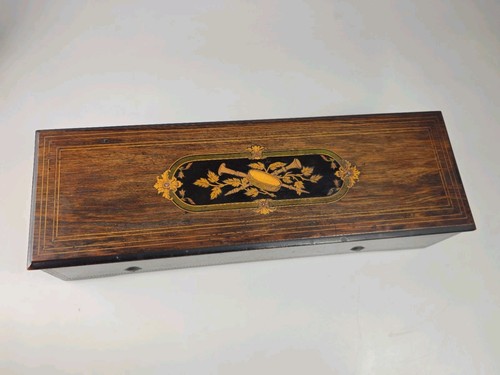 Rare early 19c walnut - early,